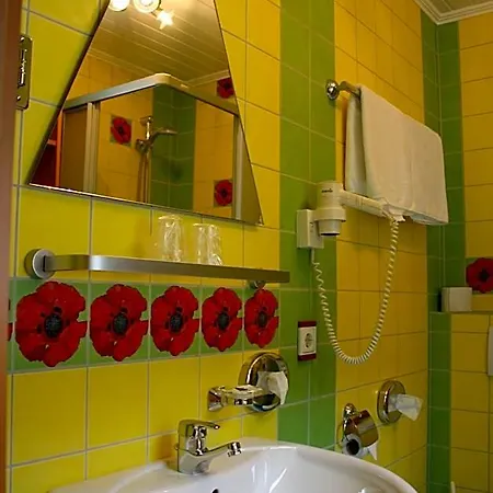 Elegant Otel 3*
