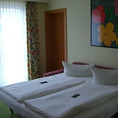 Elegant Otel 3*