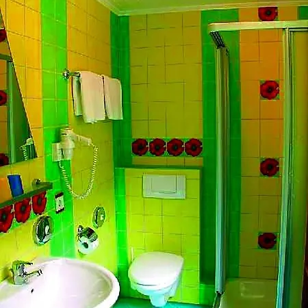 Otel Elegant