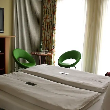 Hotel Garni Elegant 3*